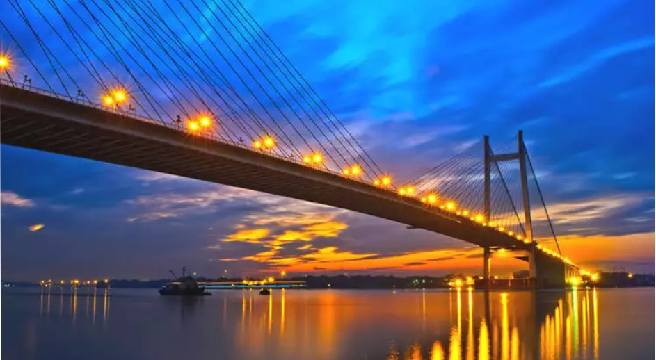 Life coaching’ is quite recent however the concept of helping others to appreciate their inner strengths and overcome whatever obstacle and to live to their full potential is an ancient practice. The core of life coaching.